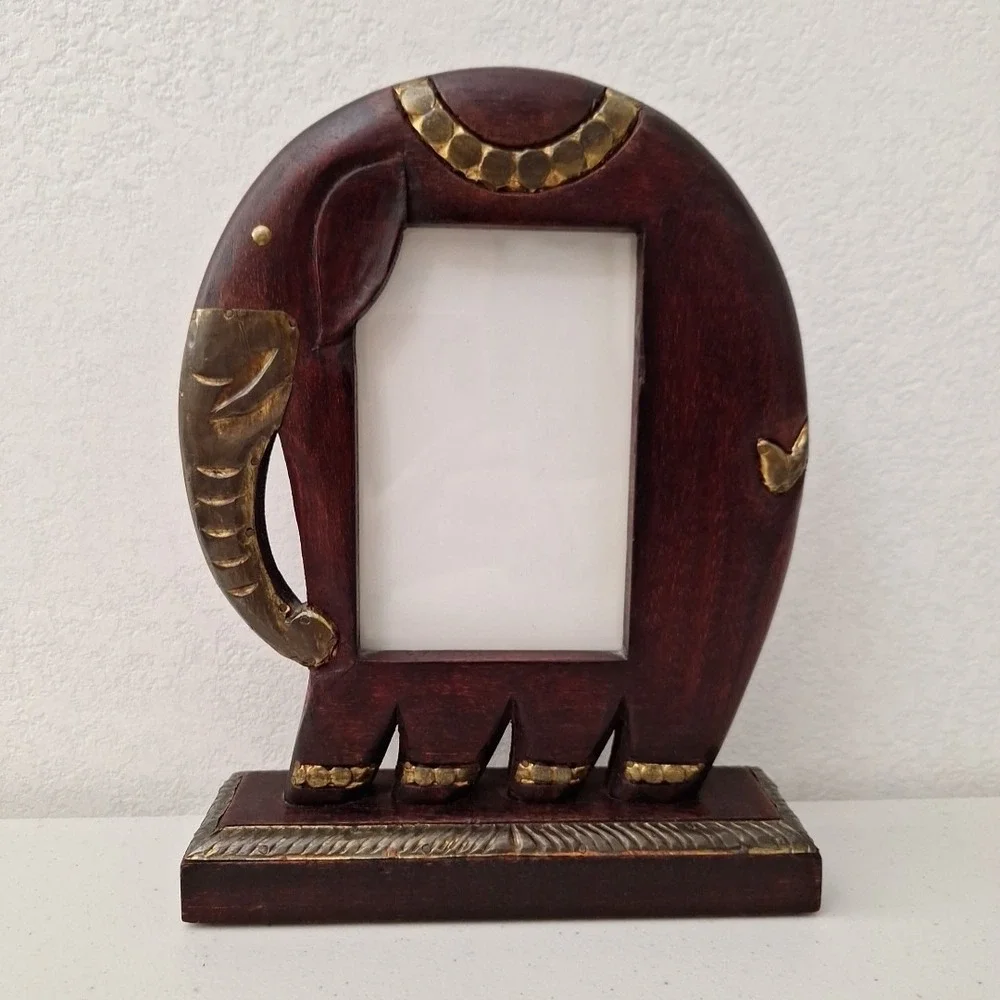 PIER ONE Elephant Carved Wood Picture Frame Figurine 11